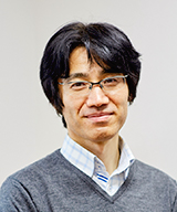 山中 俊明